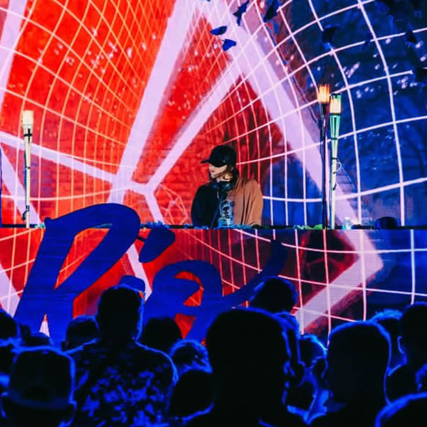 DJS